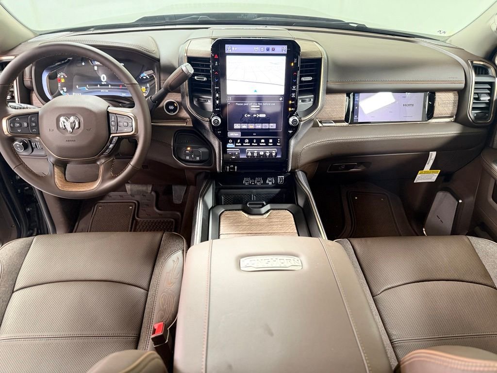 New 2026 Diamond Black Crystal Pearl-Coat Exterior Paint RAM Limited image 2