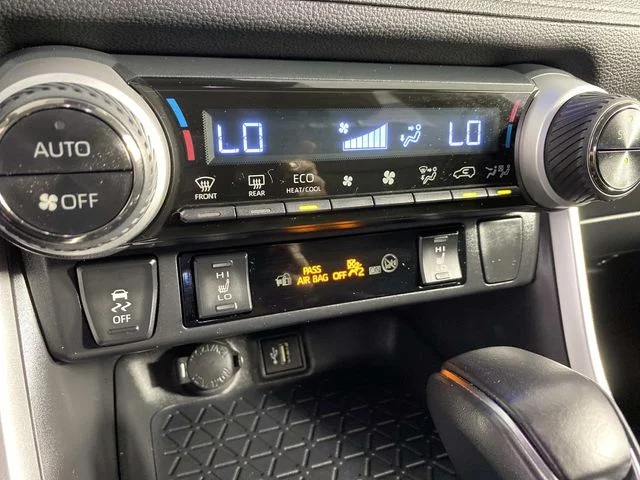 Used 2024 Blue Toyota XLE Premium image 23