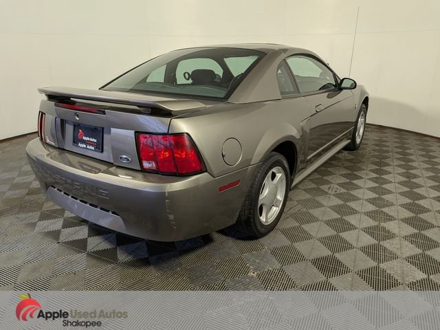Used 2002  Ford V6 image 5