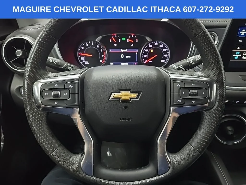 Used 2023 White Chevrolet LT image 18