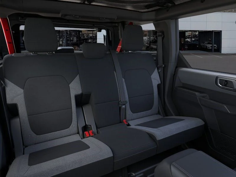 2025 Ford Bronco 4-Door Base - Photo 11