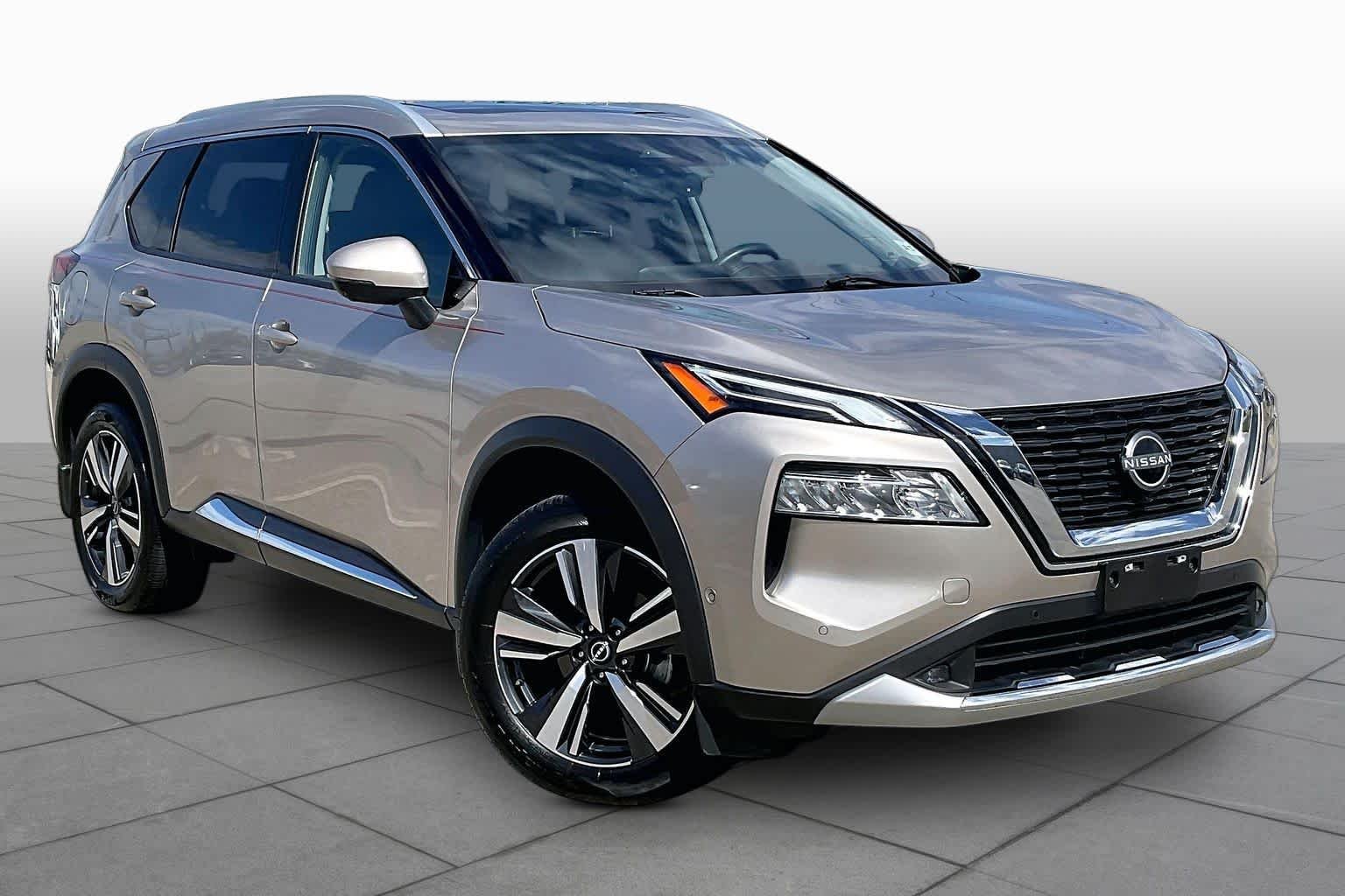 Pre-Owned 2022 Nissan Rogue Platinum