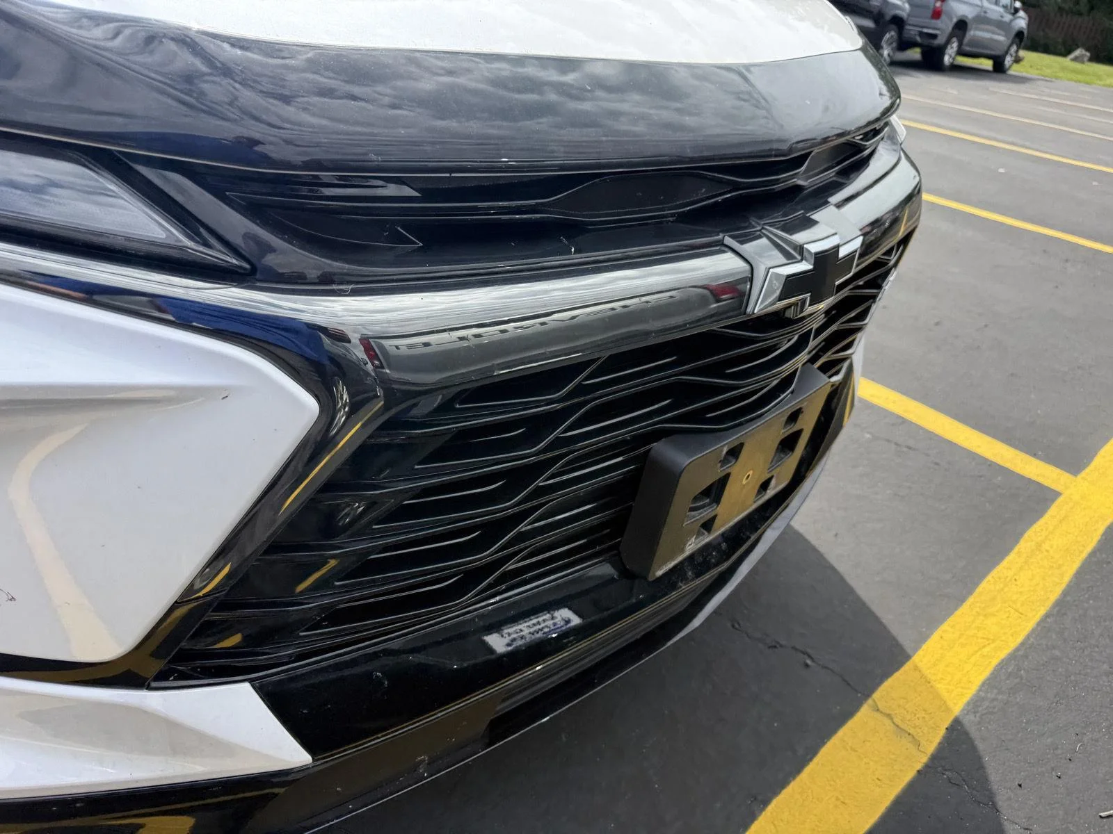 Used 2025 Iridescent Pearl Tricoat Chevrolet RS image 5