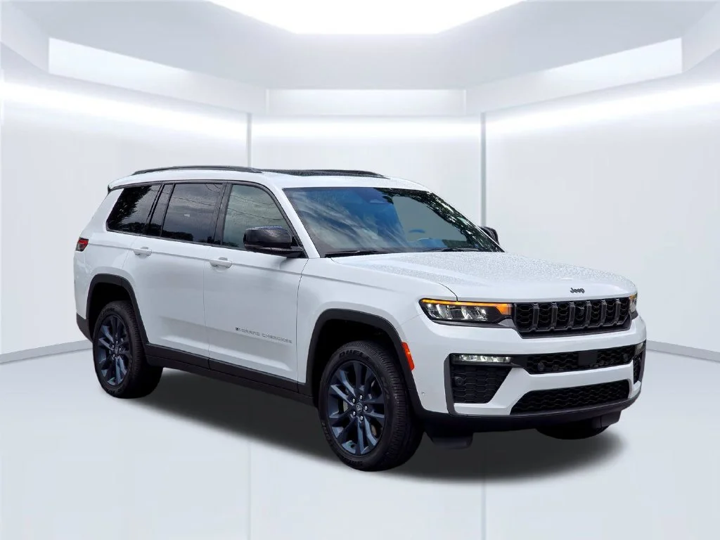 New 2026 White Jeep 85th Anniversary Edition image 17