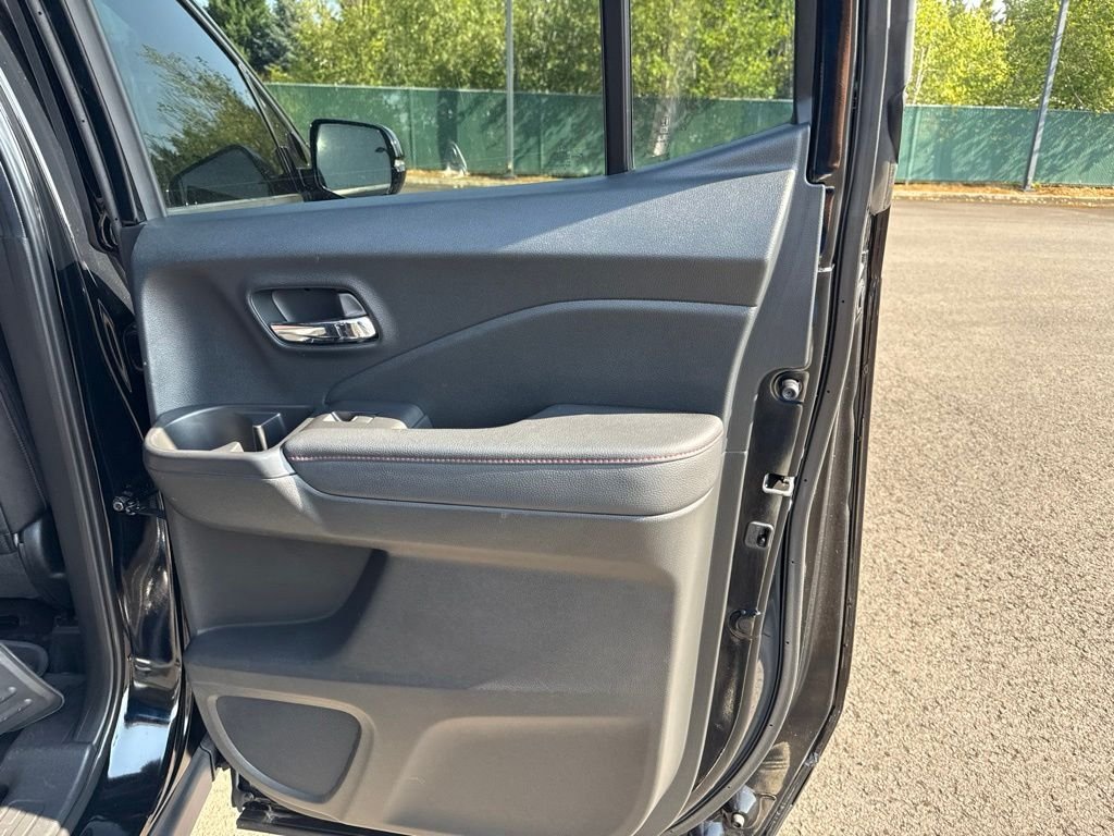 Used 2022 Crystal Black Pearl Honda Black Edition image 21