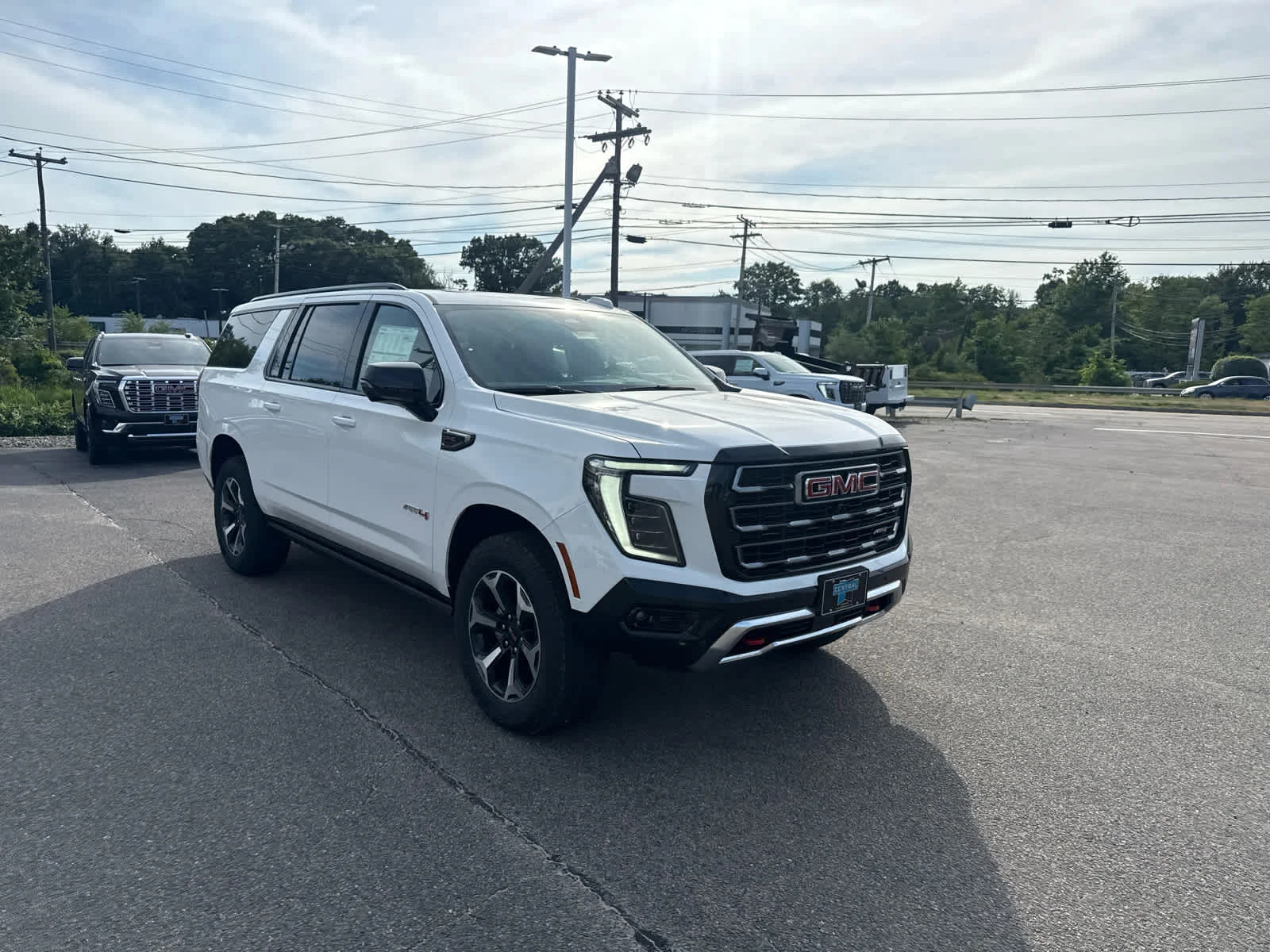 New 2026 Summit White GMC AT4 image 7