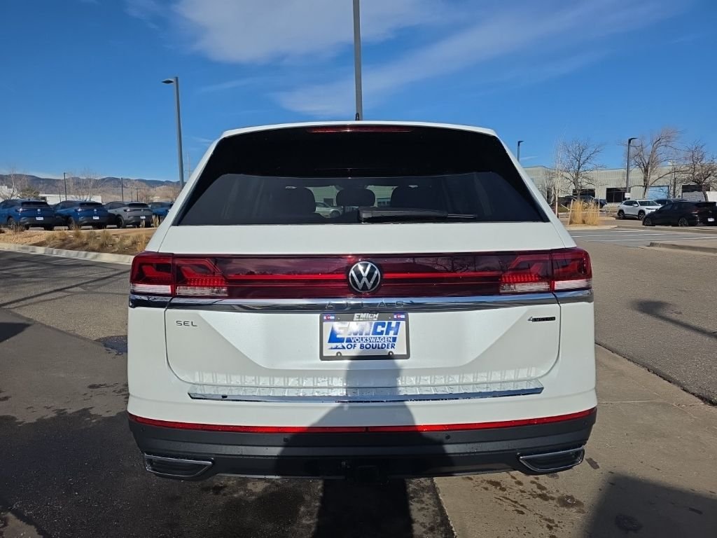 New 2026 Opal White Pearl Volkswagen 2.0T SEL image 4