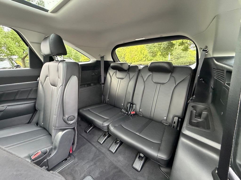 Used 2024 Black Kia SX image 30
