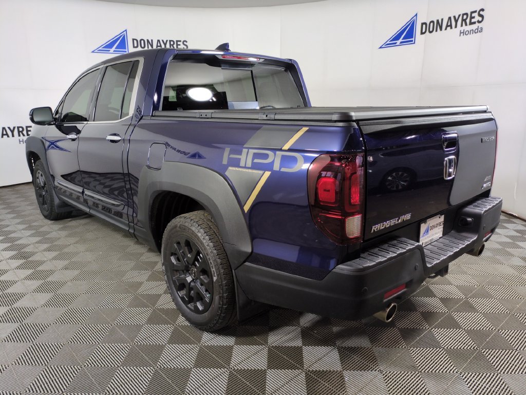 Used 2023 Obsidian Blue Pearl Honda RTL-E image 3