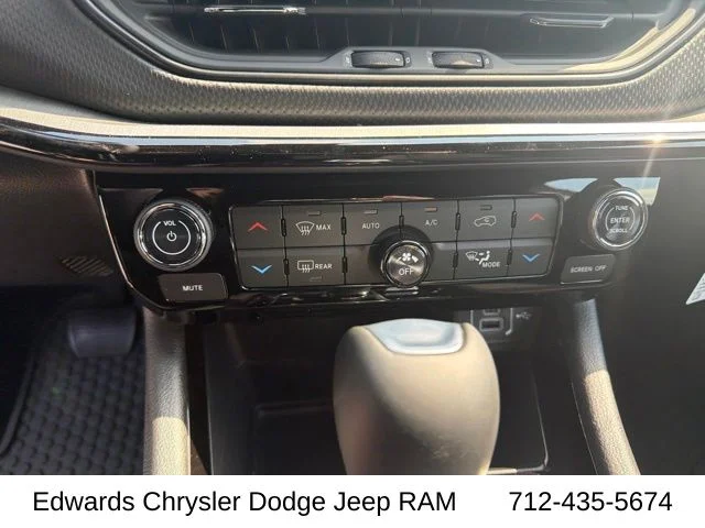 New 2026 White Jeep Trailhawk image 22