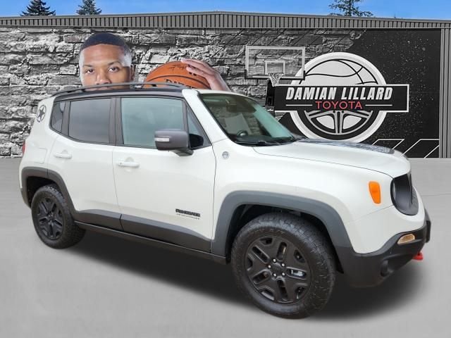 2017 Jeep Renegade Deserthawk