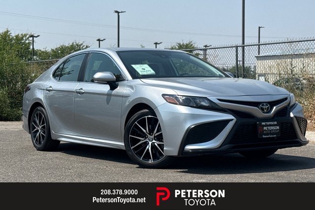 2024 Toyota Camry SE