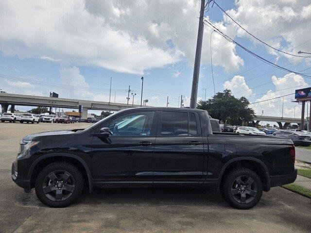 Used 2026 Crystal Black Pearl Honda TrailSport image 2