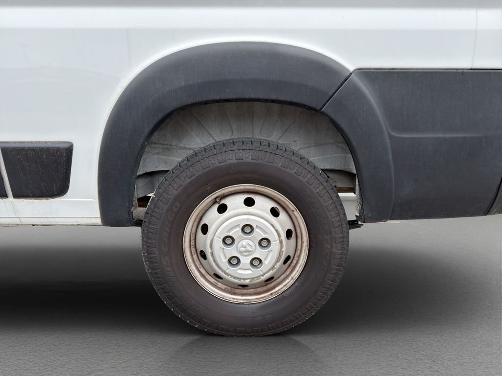 Used 2023 White Ram Base image 20