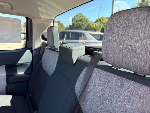 New 2026 Carbonized Gray Metallic Ford XLT image 15