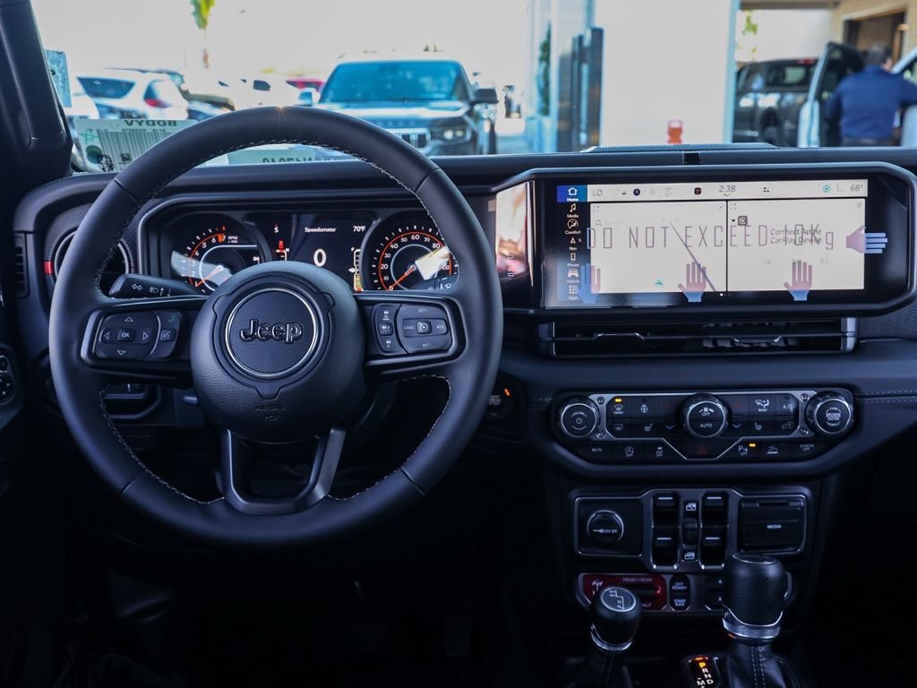 New 2026 Black Clear-Coat Exterior Paint Jeep Rubicon image 20