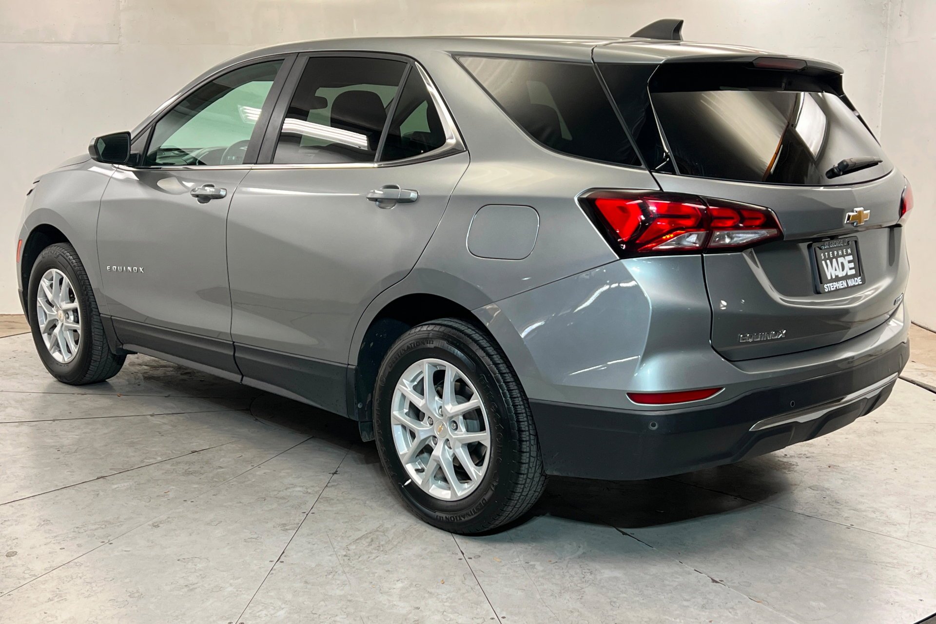 Used 2024 Sterling Gray Metallic Chevrolet LT image 3