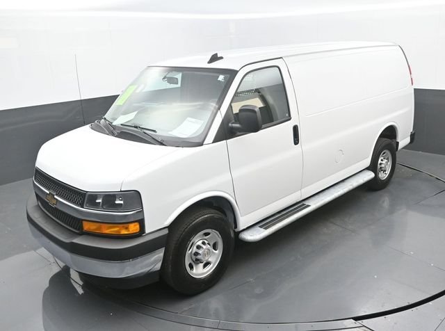 2024 Chevrolet Express Cargo Work Van - Photo 28