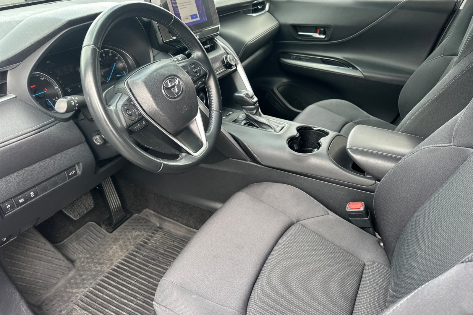 Used 2024 COASTAL GRAY METALIC Toyota LE image 9