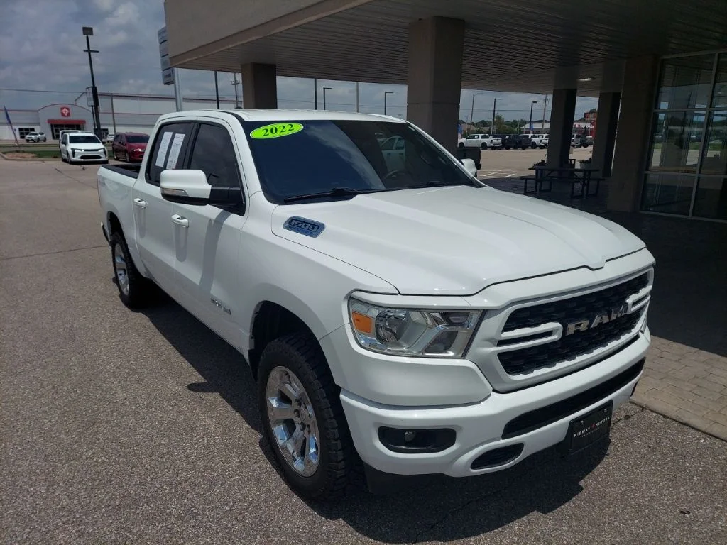 2022 RAM 1500 Big Horn/Lone Star 4x4 Crew Cab 5'7's photo
