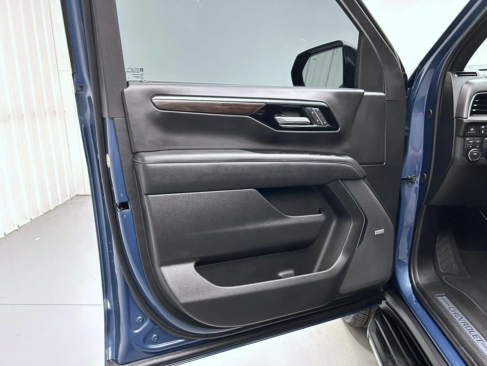 Used 2026 Blue Chevrolet Premier image 9