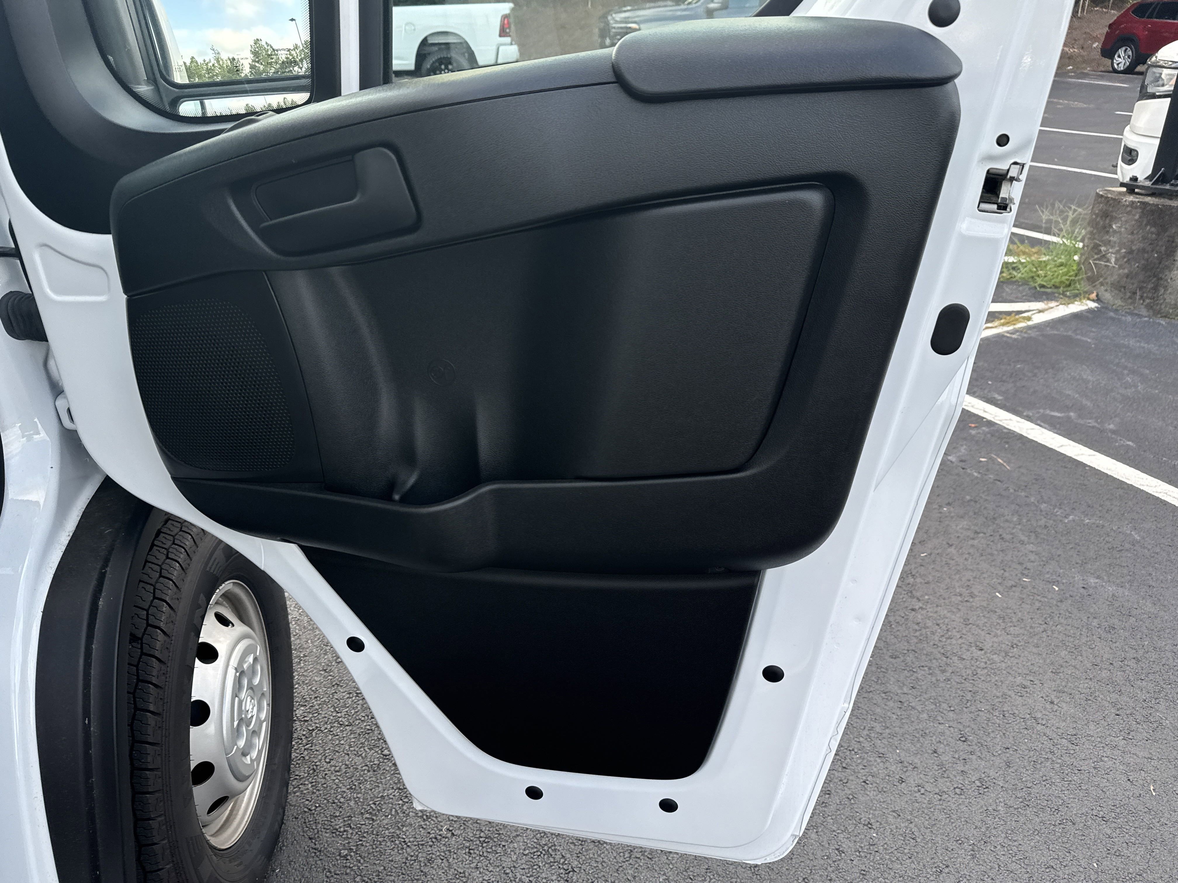 New 2023 Bright White Clearcoat Ram 3500 image 19