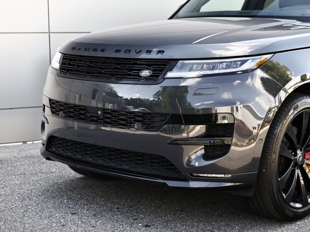Used 2025 Carpathian Gray Premium Metallic Land Rover Dynamic SE image 2