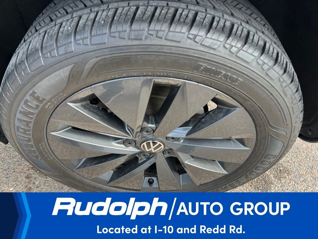 Used 2024 Black Volkswagen 1.5T S image 26