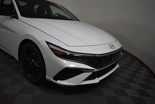 New 2026 White Hyundai SEL Sport image 13
