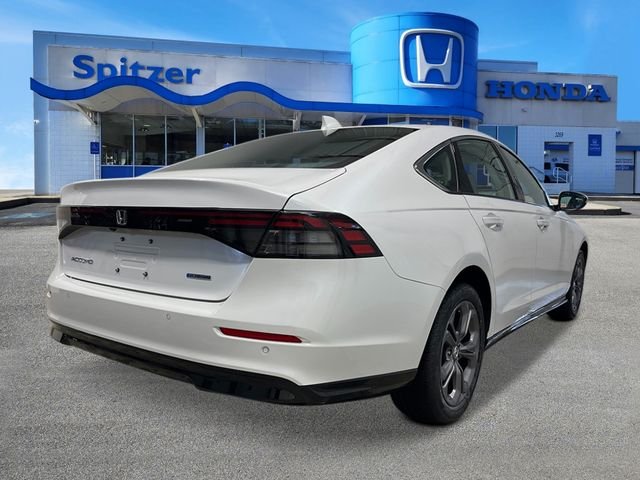New 2026 Platinum White Pearl Honda EX-L image 3