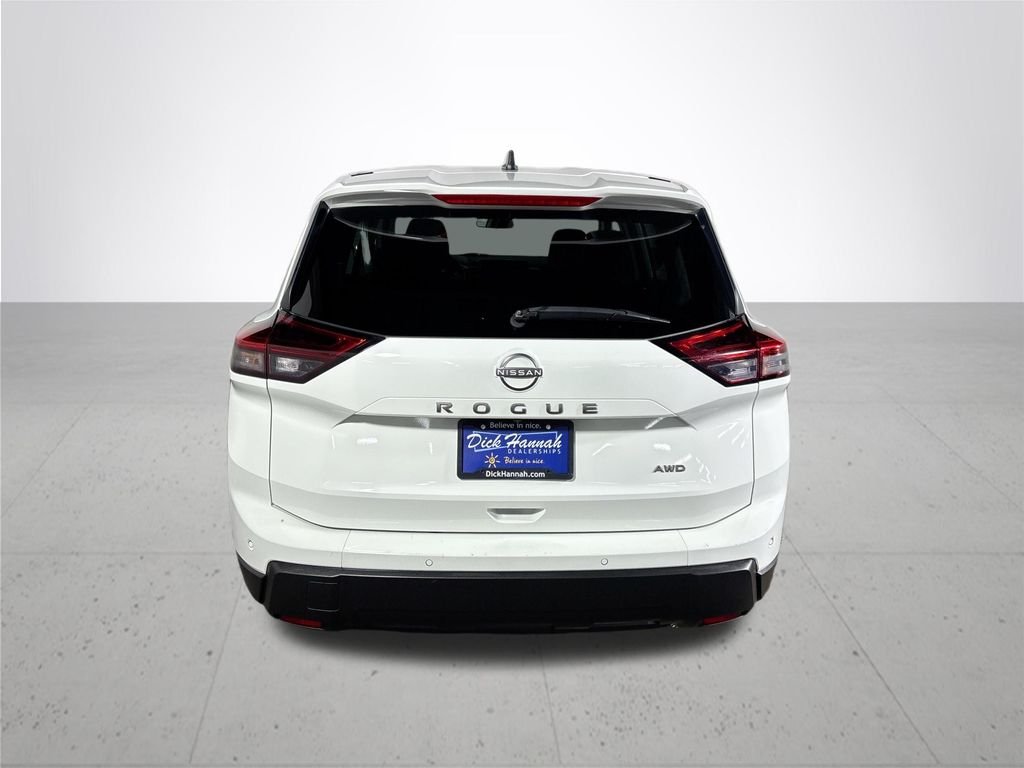 Used 2024 White Nissan S image 7