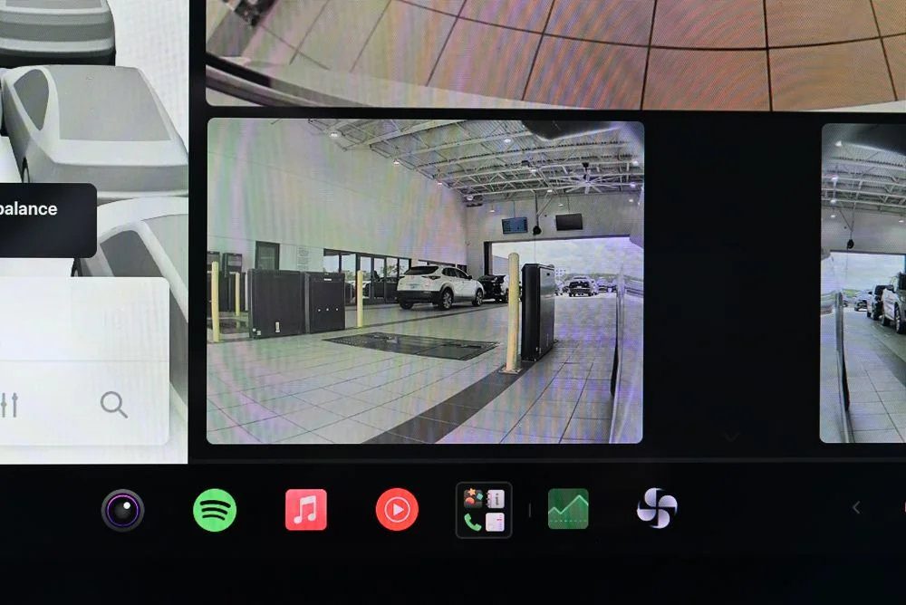 Used 2020  Tesla Long Range image 30
