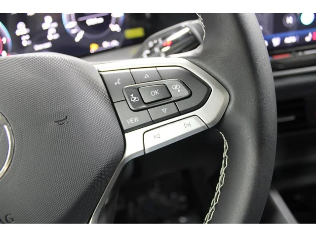 New 2026 Deep Black Pearl Volkswagen 2.0T SE image 11