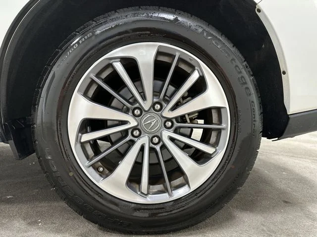 Used 2018 White Diamond Pearl Acura Advance Package image 12