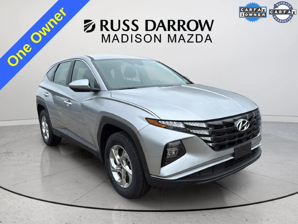 Used 2024 Silver Hyundai SE image 7