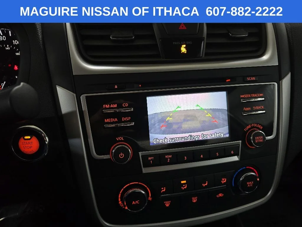 Used 2016 Silver Nissan 2.5 S image 23