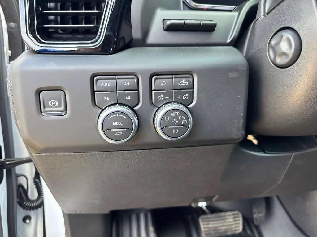 2026 GMC Sierra 1500 AT4X - Photo 41