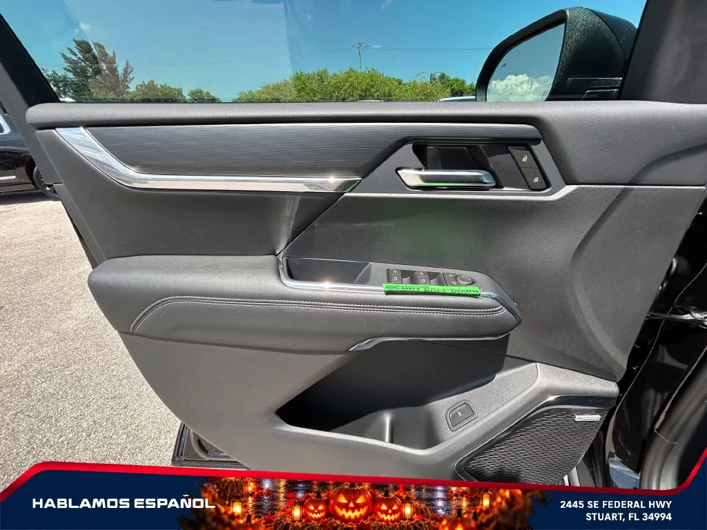 New 2027 Ebony Twilight Metallic GMC Elevation image 24