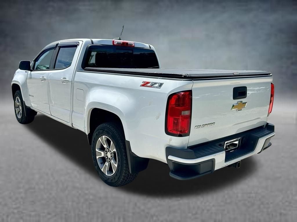 Used 2018 White Chevrolet Z71 image 7