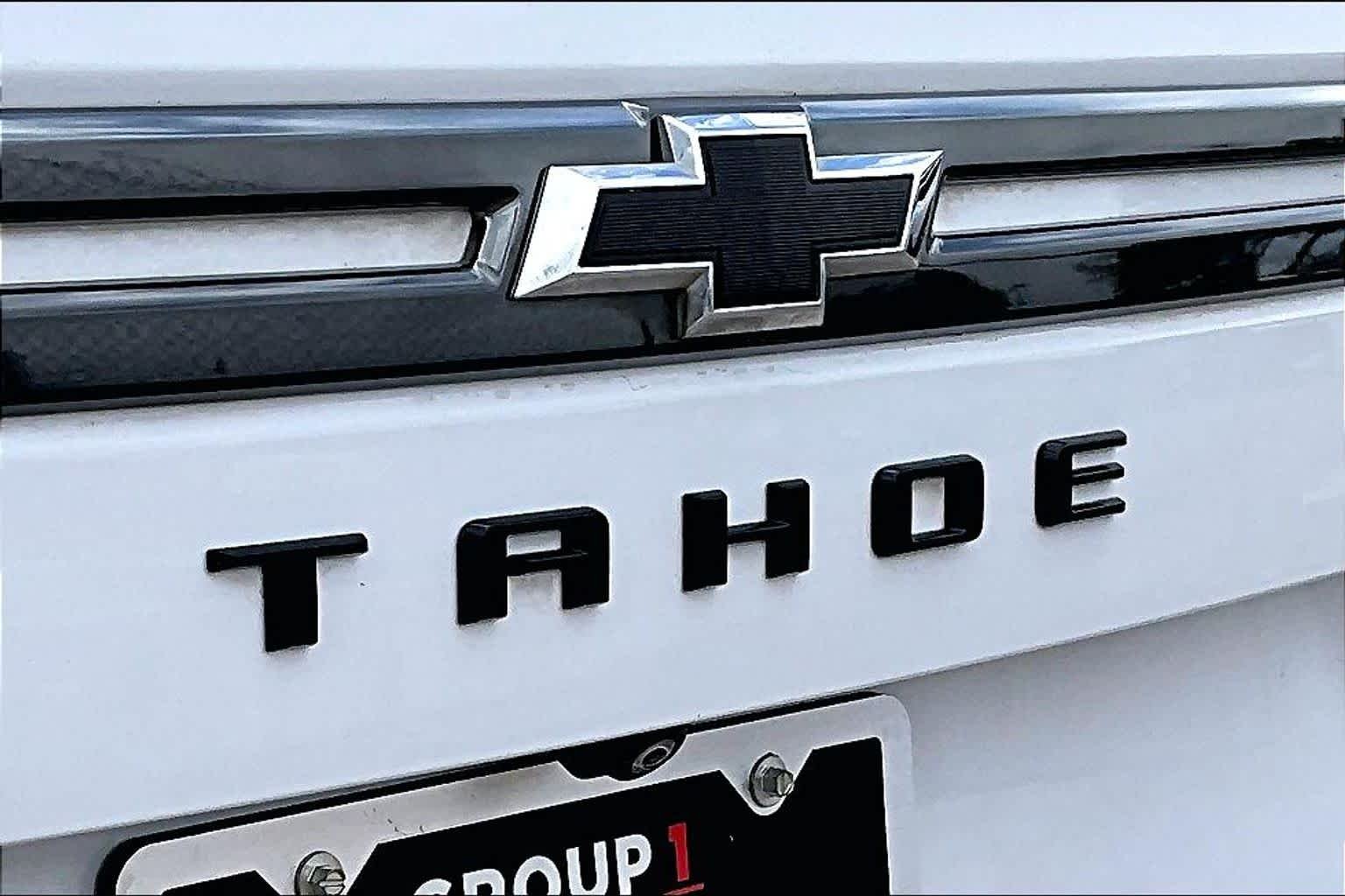 Used 2022 Summit White Chevrolet Z71 image 12
