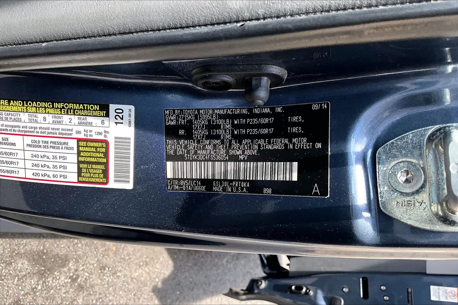 Used 2015 Shoreline Blue Pearl Toyota XLE image 34