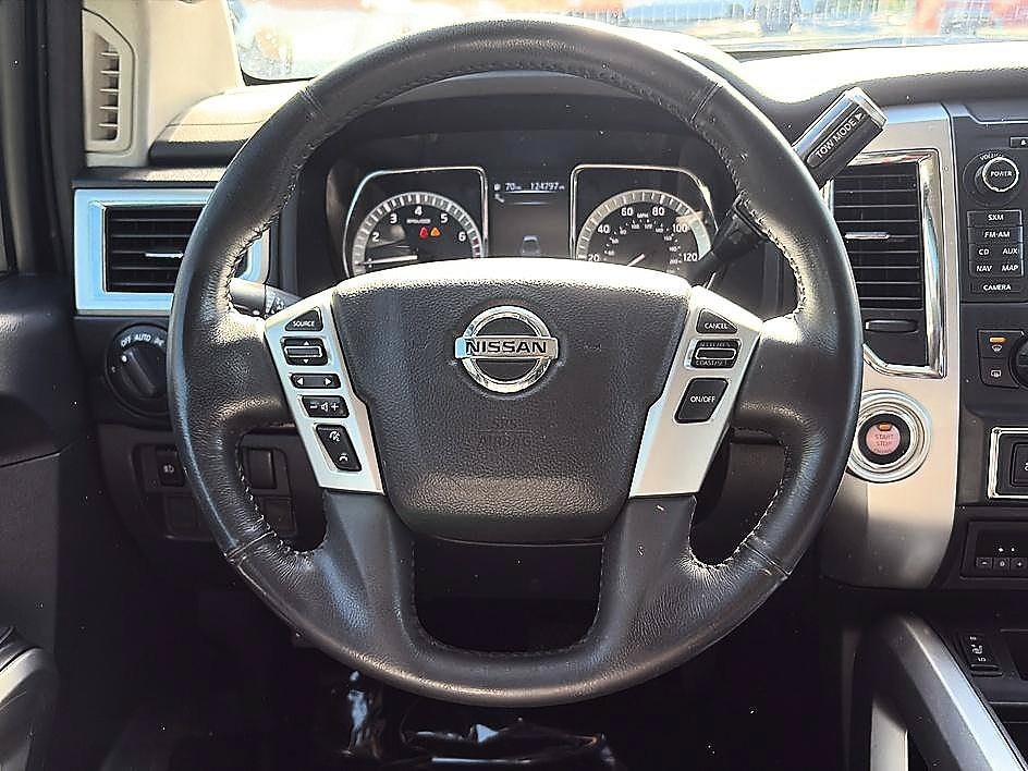 Used 2017 Cayenne Red Nissan SV image 38