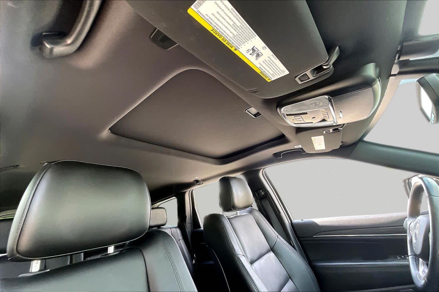 Used 2021 Bright White Clearcoat Jeep Limited image 13