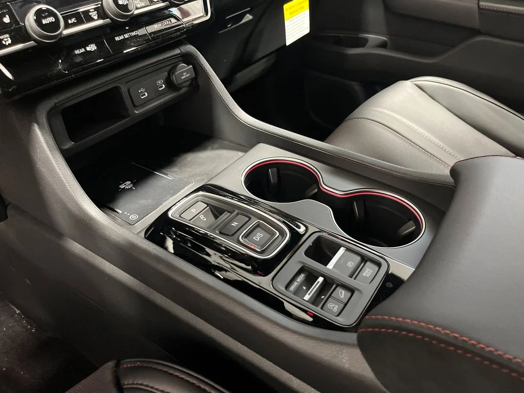 New 2026 Platinum White Pearl Honda AWD Black Edition image 20