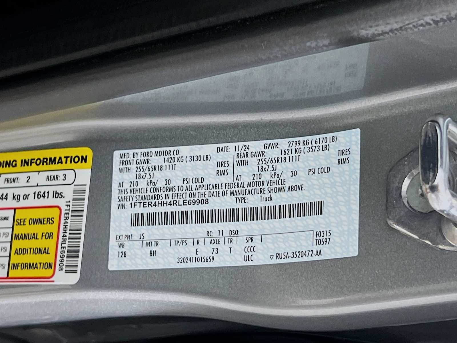 Used 2024 Iconic Silver Ford XLT image 32