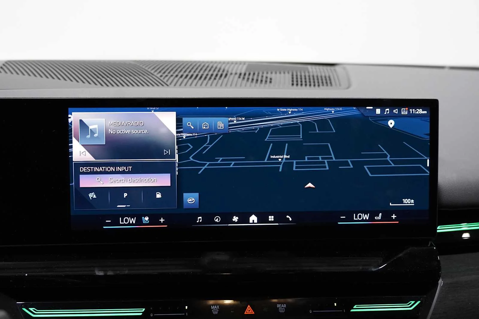 Used 2025 Dark Graphite Metallic BMW 530i image 15