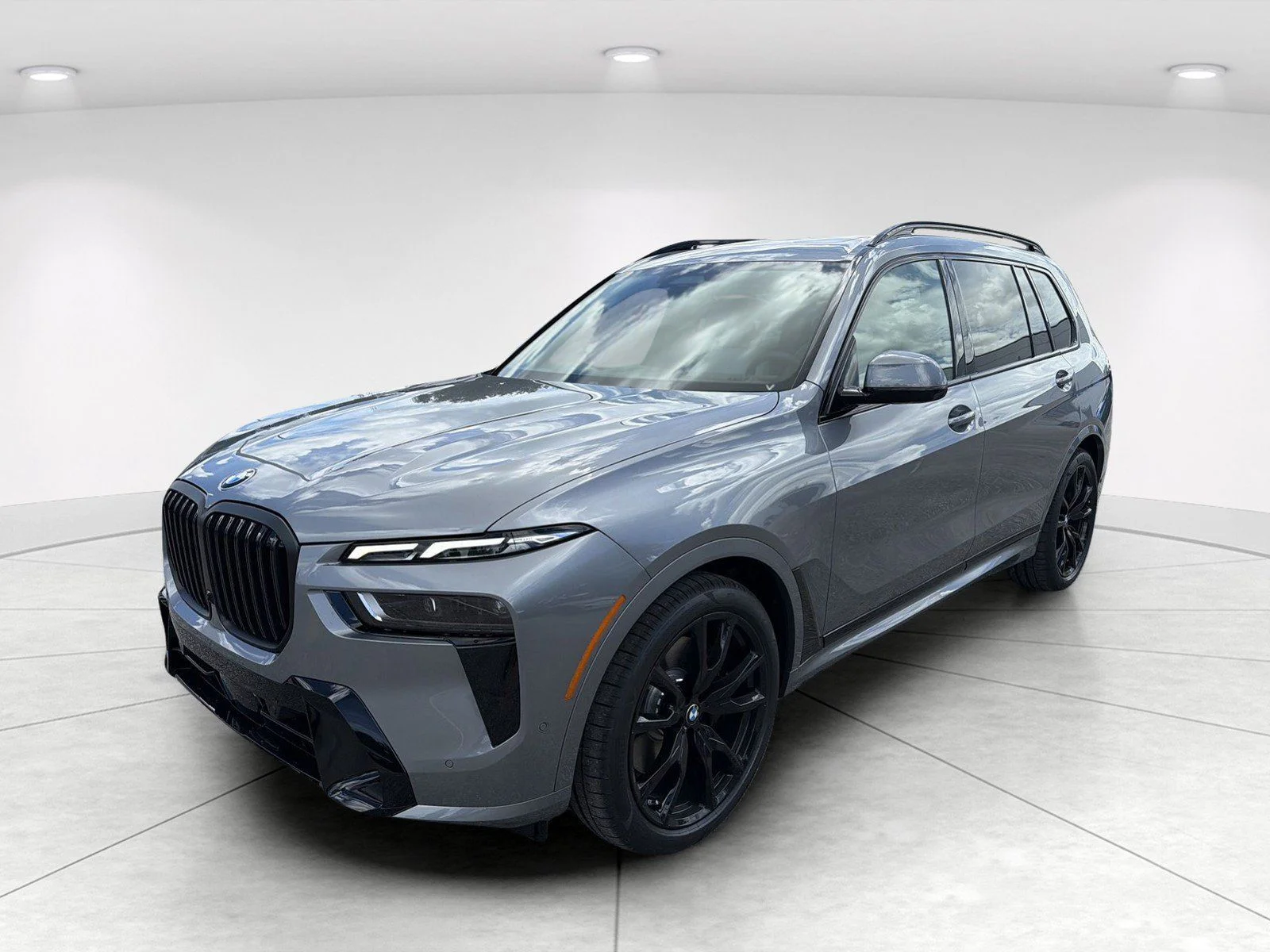New 2027 Skyscraper Grey Metallic BMW xDrive40i image 8