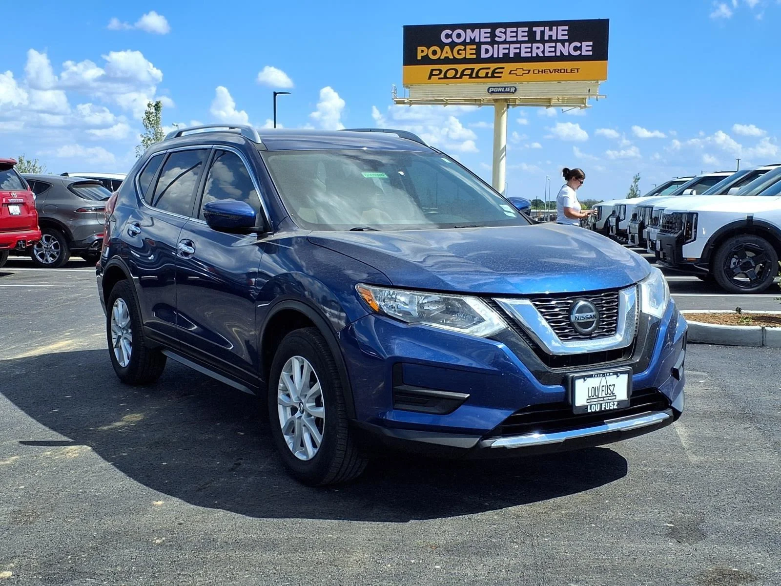 Used 2020 Caspian Blue Metallic Nissan SV image 31