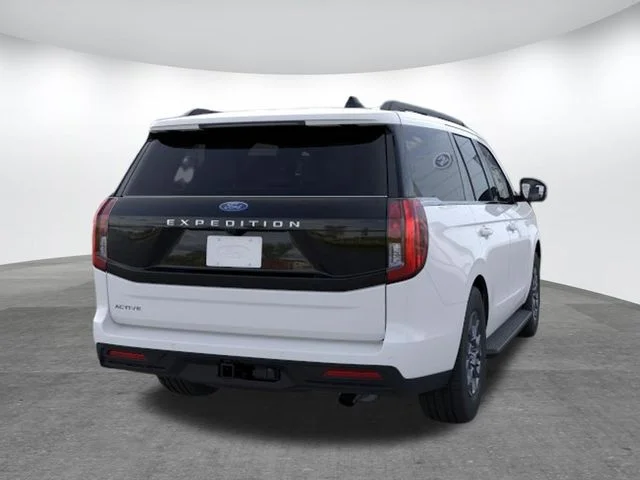 New 2026 Oxford White Ford Active image 31