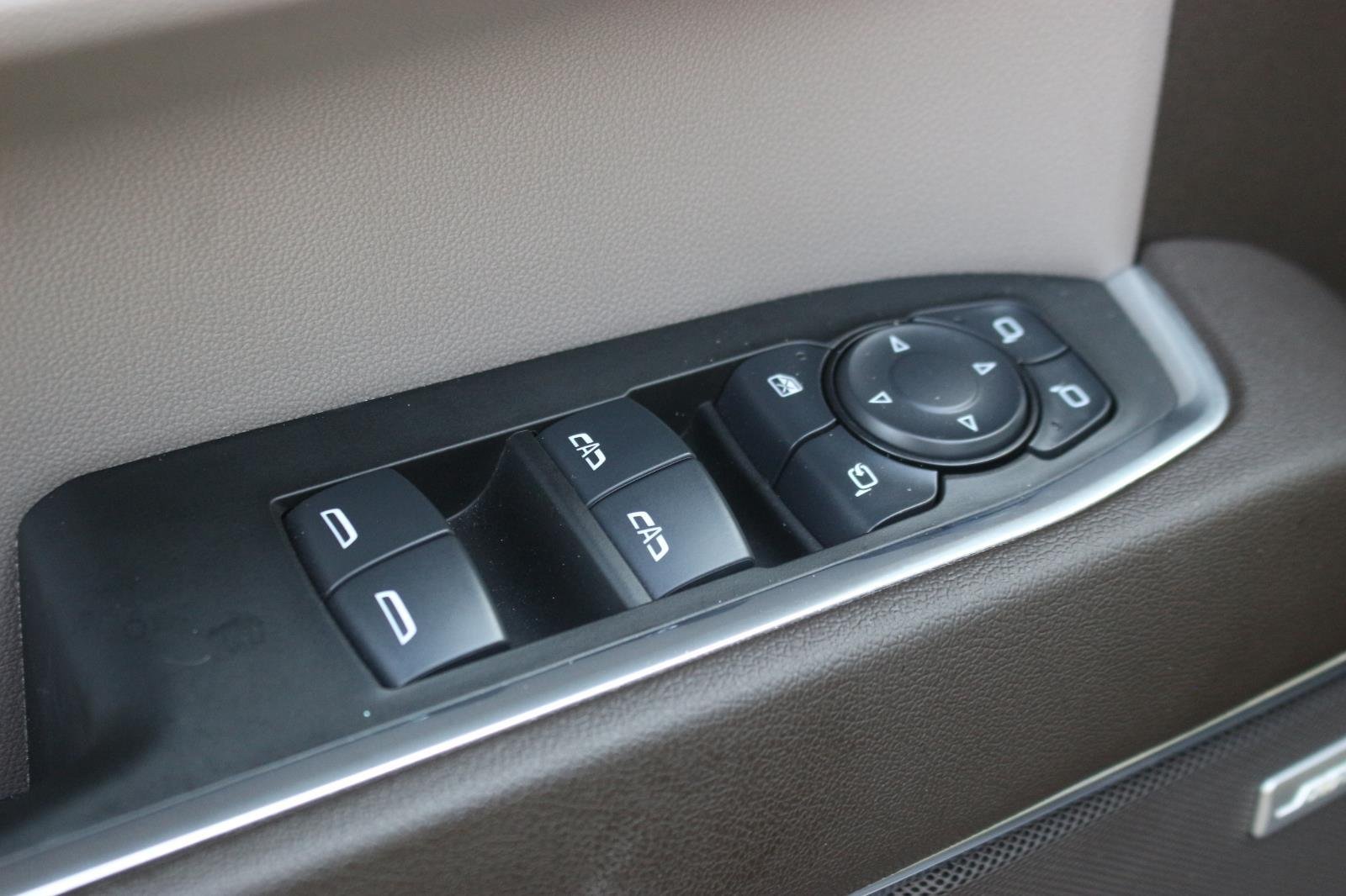 Used 2024 Summit White Chevrolet LTZ image 15